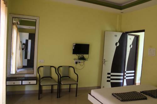Hotel Raviraj Residency