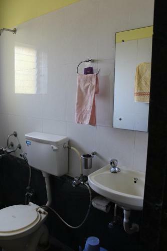 Hotel Raviraj Residency