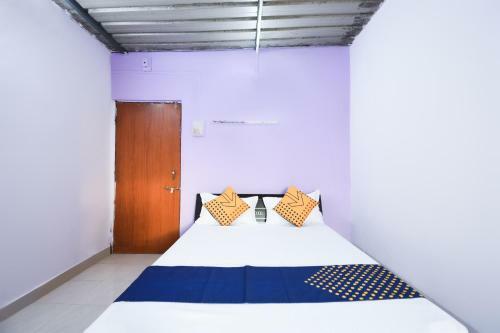 Spot On 64860 Hotel Fulora