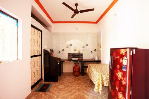 Hostal Santana Guest House