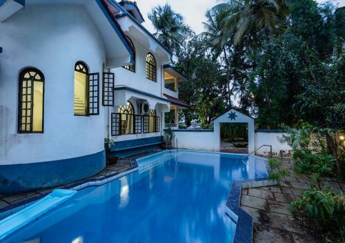 Villa Stayvista At Riveranda