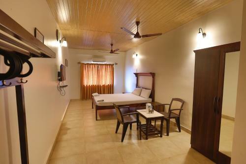 Hostal Hotel Orfil