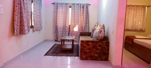 Golden 4bhk Private Villa