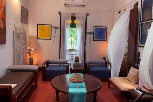 Chapter Two - An Artful Portuguese Villa With Pool