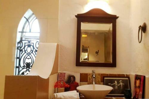 Chapter Two - An Artful Portuguese Villa With Pool