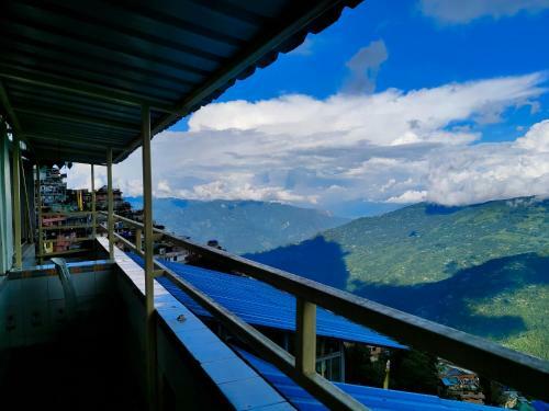 Hostal Viramma House