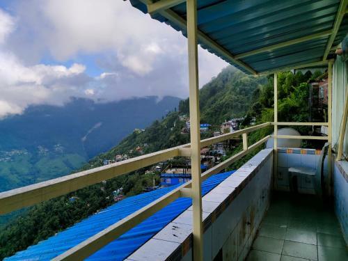 Hostal Viramma House