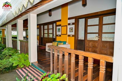 Hotel Chamong Chiabari Mountain Retreat