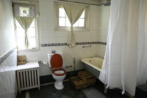 Hotel Tumsong Tea Retreat