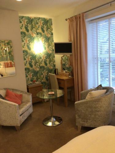 Hostal Birchleigh Guest House