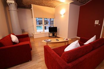 The Place Aparthotel