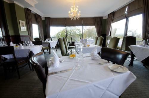 Hatton Court Hotel