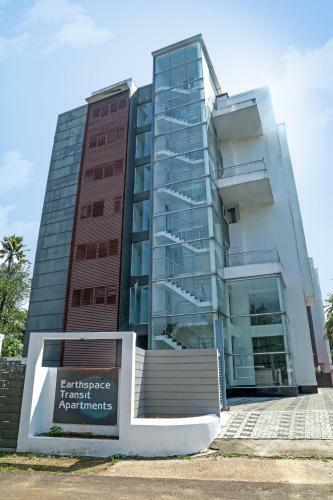 Apartamento Traven Homes Earthspace Transit