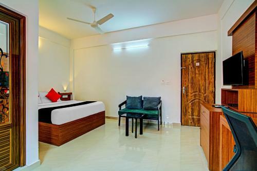 Hotel Vaccinated Staff- Capital O 74715 Phoenix Holidays