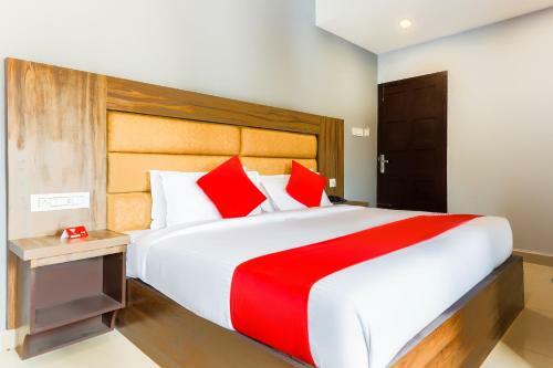Hotel Central Queens Residency - Cochin