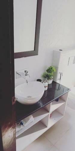 Entire 3 Bedrooms Apartment Olee