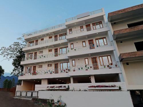 Hostal Oyo 79154 Exotic Stay