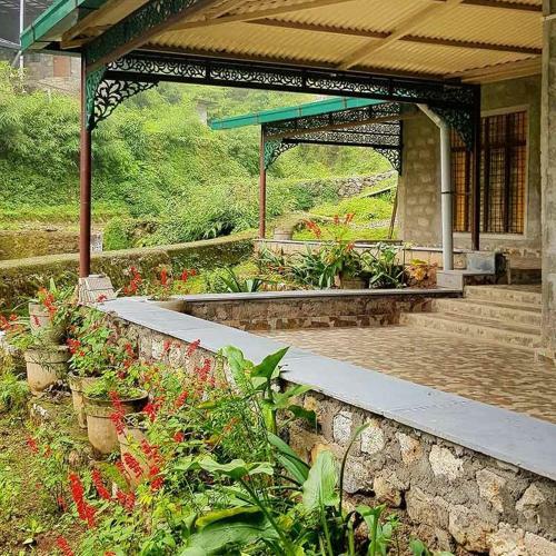 Hotel A Dogs Story, Mussoorie