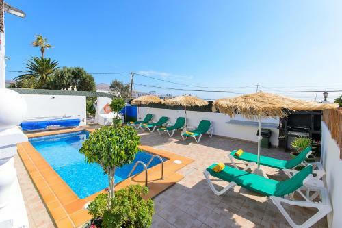 Villa Hearth Away From House. Breia