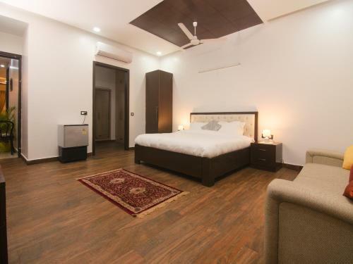 Spacious, Aesthetically Designed 3-br Apartment - 3 Mins Walk From City Center