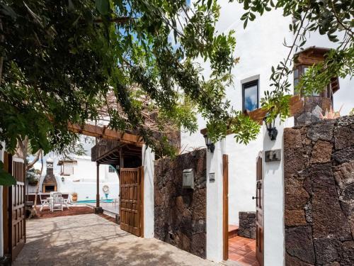 Villa Aloe With Pool In Puerto Del Carmen