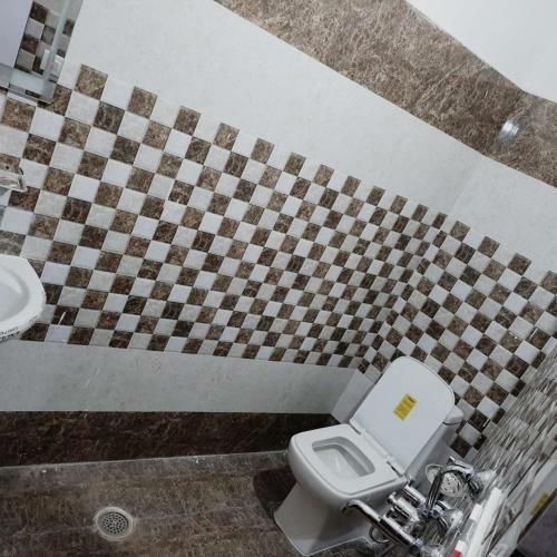 Hostal Shivalik Guest House / Hotel