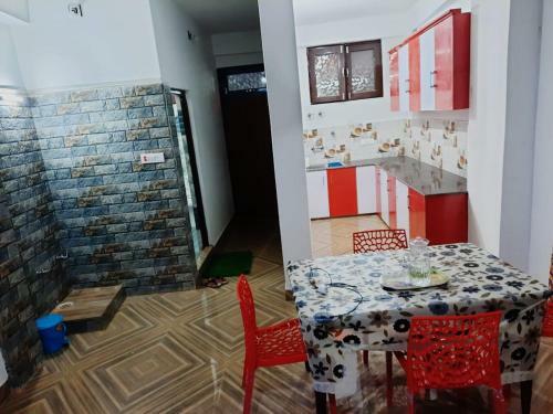 Hostal Shivalik Guest House / Hotel
