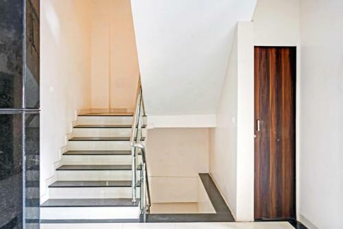 Collection O 79926 Hotel Pahuna