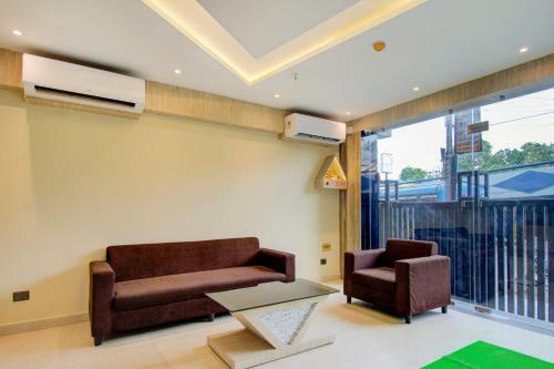 Oyo Townhouse Hotel Gokul Regency