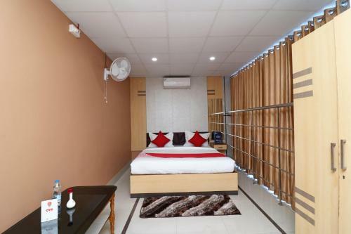 Hotel Oyo 23648 The Ritz
