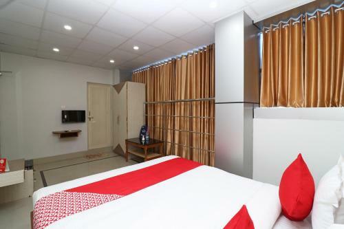 Hotel Oyo 23648 The Ritz