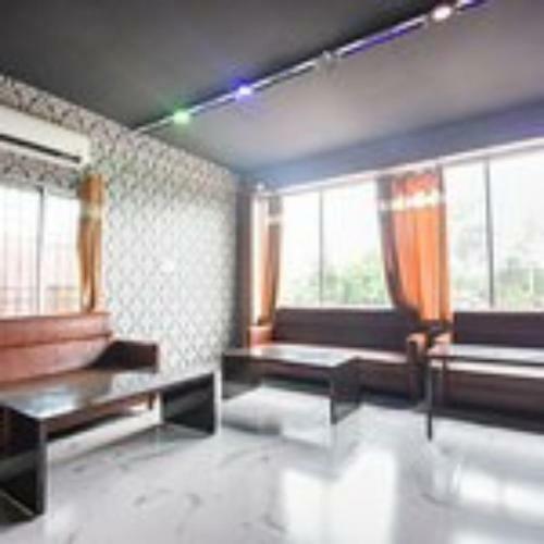 Hotel Staymaker Royal Galaxy