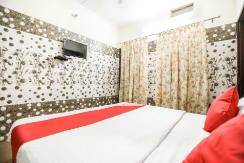 Vaccinated Staff - Oyo 71693 Starlight Hotel