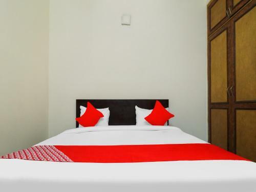 Oyo 85818 Hotel Peace