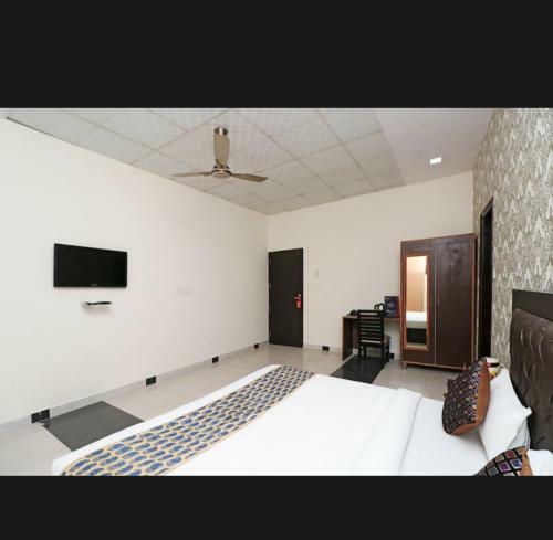 Hostal Hotel Gold Star Suits
