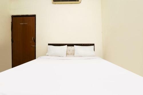 Oyo 80749 Hotel The Glory Palace