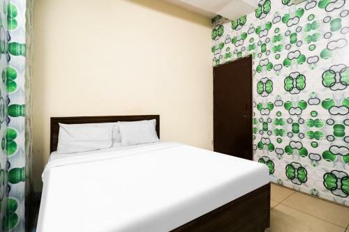 Oyo 80749 Hotel The Glory Palace