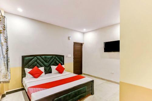 Hotel Oyo 80905 Gold Forest