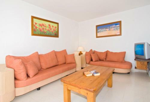 4 Bedroom Villa Saturn With Private Heated Pool