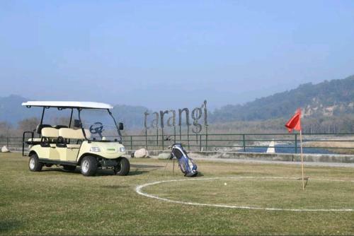 Hotel Tarangi Resort & Spa - A River Access Property
