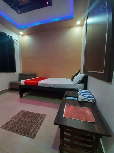 Hotel Shakuntla Palace