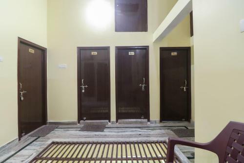 Spot On 61644 Hotel Kumar Kripa