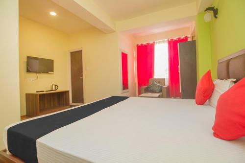 Collection O 66377 Hotel North Inn