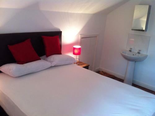 Hostal Ivy Mount Guest House