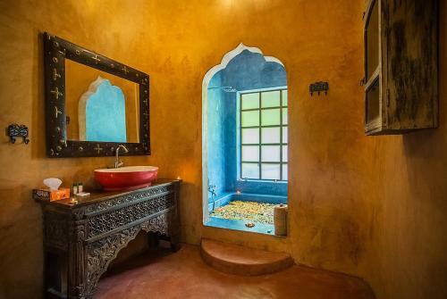 Hotel Justa Morjim Beach Resort Goa