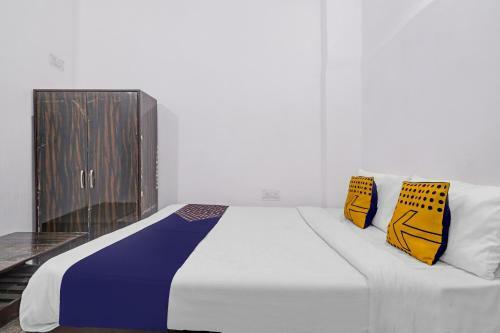 Spot On 82422 Hotel Blue Ray