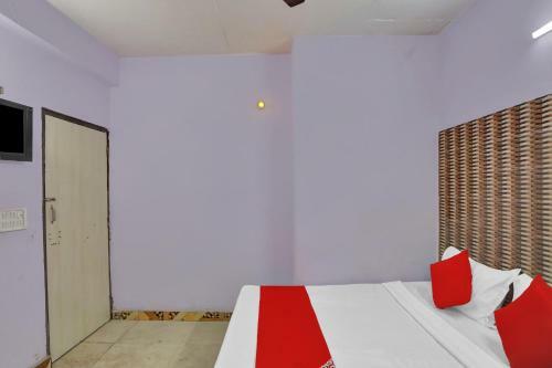 Hotel Oyo 81441 Shri Radha Krishna Palace