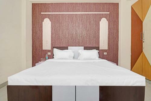 Hotel Capital O 86261 Orange Tree Residency