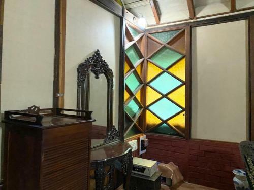 1bhk Antique Wooden House