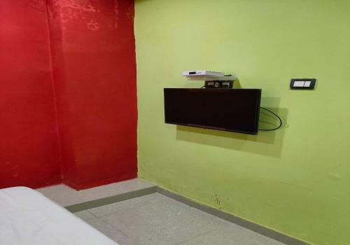 Staymaker Hotel Raj Ganga
